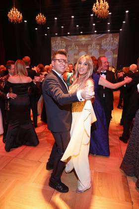 Leipzig Opera Ball 2026: Dominik Ledea and Annemarie Eilfeld’s First Dance, Leipzig Opera Ball 2026, Leipzig Opera, Date: October 24, 2026 Copyright: xEventpress Kratschx