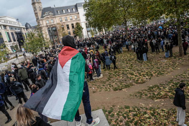 Police intervene in demonstrators amid ongoing protests in Nancy NANCY, FRANCE - OCTOBER 24: Protesters holding banners gather as police take security measures during a demonstration amid ongoing social and political tensions in Nancy, France, on October 24, 2026. Muhammed Said Tako Anadolu Nancy France. Editorial use only. Please get in touch for any other usage.  Copyright: x2026xAnadoluxMuhammedxSaidxTakox