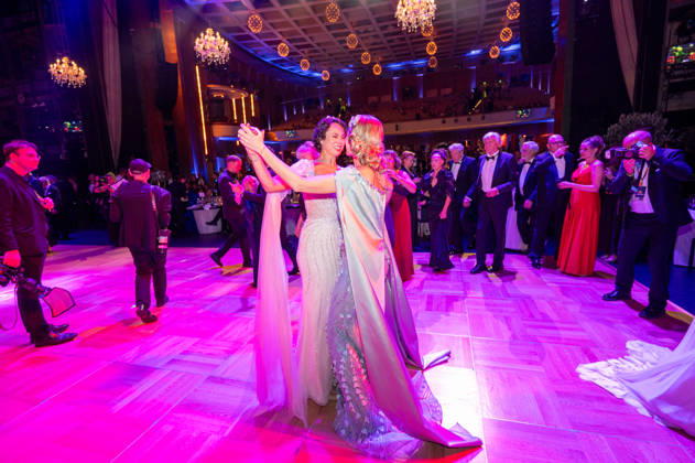 Leipzig: 30th Leipzig Opera Ball at Augustusplatz, October 24, 2026, starting at 5:00 p.m. Leipzig, Augustusplatz, Leipzig Opera, Photographer: EHL Media, Rico Welzel. Pictured: Natalia Yegorova (left) and Iryna Thater. On October 24, 2026, the 31st Leipzig Opera Ball will take place at the Leipzig Opera. Once again, dozens of national and intern Copyright: xEHLxMedia RicoxWelzelx 20261024_opernball-saal-2_2