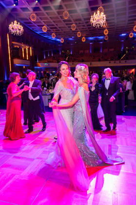 Leipzig: 30th Leipzig Opera Ball at Augustusplatz, October 24, 2026, starting at 5:00 p.m. Leipzig, Augustusplatz, Leipzig Opera, Photographer: EHL Media, Rico Welzel. Pictured: Natalia Yegorova (left) and Iryna Thater. On October 24, 2026, the 31st Leipzig Opera Ball will take place at the Leipzig Opera. Once again, dozens of national and intern Copyright: xEHLxMedia RicoxWelzelx 20261024_opernball-saal-2_3