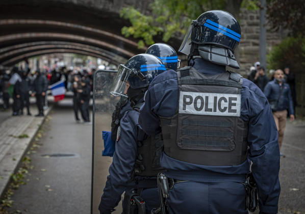 October 24, 2026, Lorraine, Metz: Once again, several hundred people are demonstrating in Metz, France, on Saturday—students, university students, labor unions, and Yellow Vests gathered at the Place de la République. From there, they marched through the city center to the Centre Pompidou Metz. Escorted by a heavy police presence, the demonstration proceeded peacefull Protest241026001.jpg