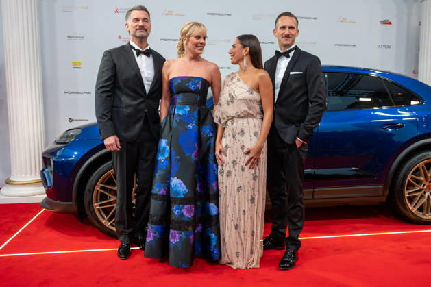 Leipzig: The 30th Leipzig Opera Ball at Augustusplatz on October 24, 2026, starting at 5 p.m. Leipzig, Augustusplatz; Leipzig Opera; Photographer: EHL Media, Rico Welzel; Pictured: Simon BoÌˆer, Melanie Marschke, Amy Mußul, and Johannes Hendrik Langer, actors from SOKO Leipz Copyright: xEHLxMedia RicoxWelzelx 20261024_leipziger-opernball-roterteppich_16