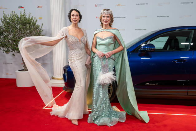 Leipzig: The 30th Leipzig Opera Ball at Augustusplatz on October 24, 2026, starting at 5:00 p.m. Leipzig, Augustusplatz, Leipzig Opera. Photographer: EHL Media, Rico Welzel. Pictured: Natalia Yegorova, singer, and Iryna Thater, content creator. On October 24, 2026, the 31st Leipzig Opera Ball will take place at the Leipzig Copyright: xEHLxMedia RicoxWelzelx 20261024_leipziger-opernball-roterteppich_34