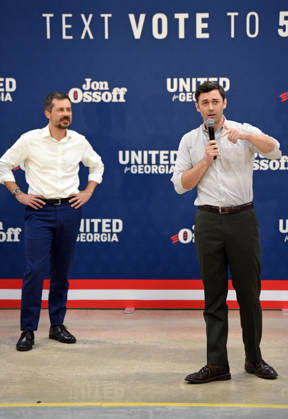 October 24, 2026, Atlanta, Georgia, USA: Jon Ossoff and Pete Buttigieg Knock Doors in Atlanta, Georgia. November 24, 2026 Atlanta USA  - ZUMAs380 20261024_zep_s380_042 Copyright: xDerekxStormx