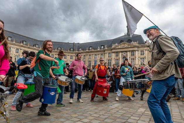 October 24, 2026, Bordeaux, Nouvelle-Aquitaine, France: In Bordeaux, the march on the second day of protests against the rising cost of living initially proceeded peacefully. At the end of the route, violent clashes broke out on the sidelines between groups of demonstrators and law enforcement officers. Projectiles were thrown at riot police, who used tear gas to disperse the groups. Participants in the mobilization also included members of the Yellow Vests movement. Bordeaux France - ZUMAh207 20261024_zip_h207_027 Copyright: xFabricexHebertx