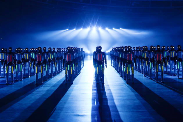 JINAN, CHINA - OCTOBER 24: One hundred and ten domestic humanoid robots perform a synchronized dance to set the Guinness World Record for most robots dancing simultaneously at Jinan Yellow River International Convention and Exhibition Center on October 24, 2026 in Jinan, Shandong Province of China.  Copyright: xVCGx 111676793330