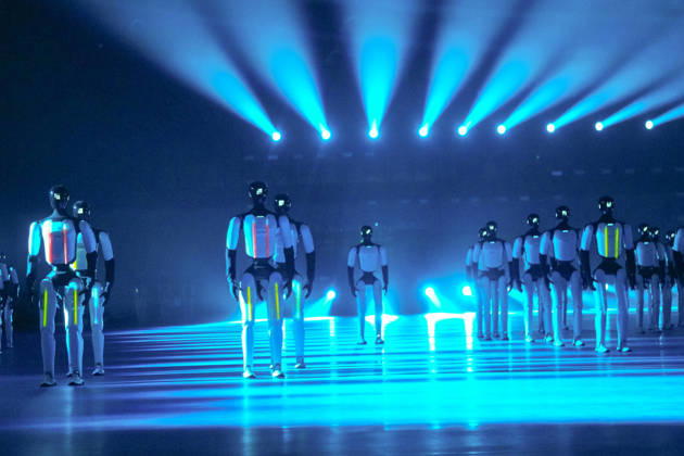 JINAN, CHINA - OCTOBER 24: One hundred and ten domestic humanoid robots perform a synchronized dance to attempt the Guinness World Record for most robots dancing simultaneously at Jinan Huanghe International Convention and Exhibition Center on October 24, 2026 in Jinan, Shandong Province of China.  Copyright: xVCGx 111676793331