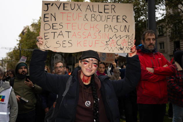 Yellow Vests Protest Act II - Paris Demonstrators take part in a protest against the rising cost of living in Paris, France, on October 24, 2026, marching from Porte d’Italie to Porte de Vincennes after authorities changed the originally agreed route.Photo by Shana Abitbol ABACAPRESS.COM Paris France  Copyright: xAbitbolxShanax xABACAx