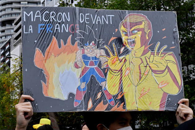 Yellow Vests Protest Act II - Paris Demonstration in favor of purchasing power, the protection of public services, and fiscal and social justice, as part of a nationwide call for mobilisation bringing together former members of the Yellow Vest movement, labor unions, high school and university students. in Paris on October 24, 2026. Photo by Karim Ait Adjedjou ABACAPRESS.COM Paris France  Copyright: xAitxAdjedjouxKarim ABACAx