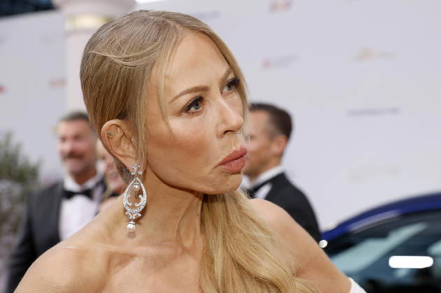 Jenny Elvers at the 31st Leipzig Opera Ball 2026 at the Leipzig Opera, Leipzig, October 24, 2026 Foto:xR.xStoffelsx xFuturexImagex opernball2026_6020