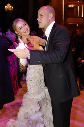 Jenny Elvers with her son Paul Jolig at the 31st Leipzig Opera Ball 2026 at the Leipzig Opera House, Leipzig, October 24, 2026 Foto:xR.xStoffelsx xFuturexImagex opernball2026_6093