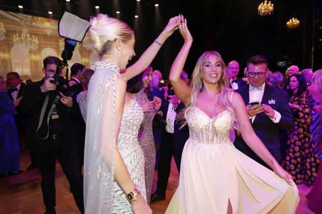 Verena Kerth and Annemarie Eilfeld at the 31st Leipzig Opera Ball in 2026 at the Leipzig Opera House, Leipzig, October 24, 2026 Foto:xR.xStoffelsx xFuturexImagex opernball2026_6104