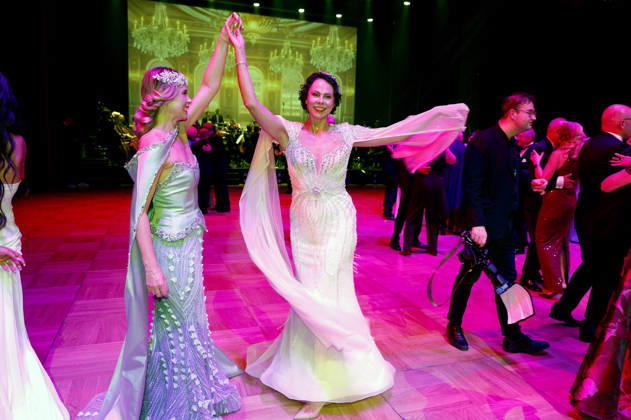 Iryna Thater and Natalia Yegorova at the 31st Leipzig Opera Ball 2026 at the Leipzig Opera, Leipzig, October 24, 2026 Foto:xR.xStoffelsx xFuturexImagex opernball2026_6108