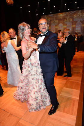 Cheryl Shepard with her husband Nikolaus Okonkwo at the 2026 Leipzig Opera Ball at the Leipzig Opera on October 24, 2026