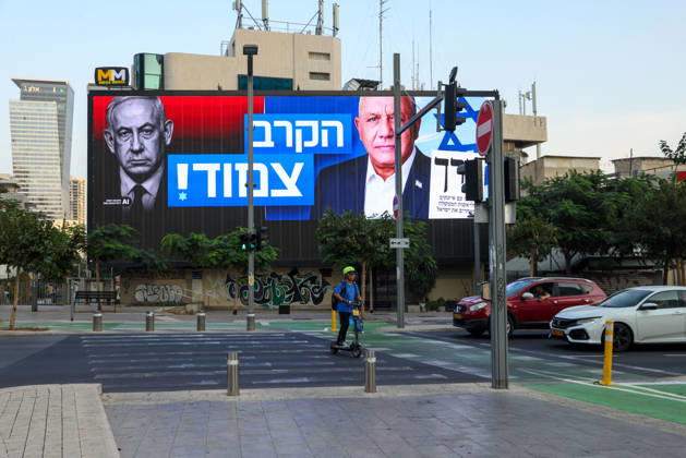 Campaign posters of candidates appear on the streets of Israel ahead of general elections TEL AVIV, ISRAEL - OCTOBER 25: Posters of former Israeli Chief of General Staff and Yashar Party leader Gadi Eisenkot (right) and Prime Minister and Likud Party leader Benjamin Netanyahu (left) are seen as election campaigns intensify two days before the vote as campaign posters of candidates are displayed on billboards and buildings across the streets ahead of the Knesset elections scheduled for October 27, in Tel Aviv, Israel, on October 25, 2026. Nir Keidar Anadolu Tel Aviv Israel. Editorial use only. Please get in touch for any other usage.  Copyright: x2026xAnadoluxNirxKeidarx