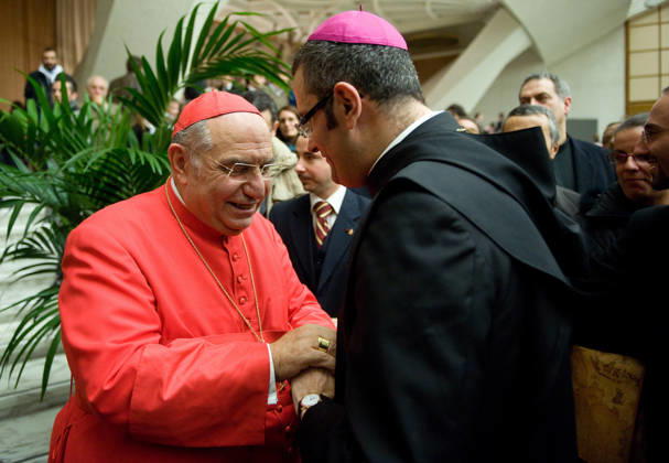 November 20,2010: courtesy visits at the Ducal Hall. Vatican City. 20 novembre 2010: Le card. Paulo ROMEO, archevêque de Palerme, lors des visites des courtoisie aux cardinaux à l issue du consistoire, Rome, Vatican. November 20, 2010: Newly appointed cardinal Paolo Romeo during the courtesy visits at the Ducal Hall. Vatican. EDITORIAL USE ONLY - NO BOOKS Copyright: xx