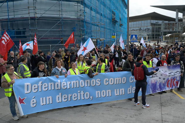 Against Police Repression Rally in A Coruna Protesters during a rally under the slogan Against Police Repression, on October 25, 2026, in A Coruna, Galicia, Spain. Galiza Nova, CIG, and Erguer, with the support of the BNG and the Coordinadora da Mocidade Socialista, have called for seven simultaneous rallies in Galician cities to condemn police actions during the protests over the visit of Vox leader, Santiago Abascal, to A Coruna on October 21, 2026 OCTOBER 25, 2026 M Spain Copyright: xM.xDylanx 7868524