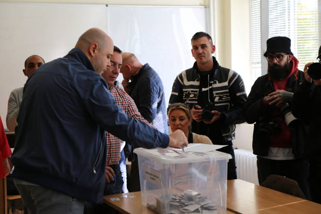(261025) -- SOFIA, Oct. 25, 2026 -- Bulgarian citizens vote during the presidential election at a polling station in Sofia, Bulgaria, Oct. 25, 2026. Bulgarians went to the polls on Sunday to elect their next president. As many as 6.59 million voters are eligible to choose from 27 candidates, including incumbent President Iliana Iotova, according to the country s Central Election Commission. Polling stations across the country opened at 7:00 a.m. local time (0500 GMT) and are scheduled to close at 8:00 p.m. The first exit polls may be released immediately after voting ends, while the official results must be announced no later than Tuesday evening. ) BULGARIA-SOFIA-PRESIDENTIAL ELECTION-VOTING LinxHao 