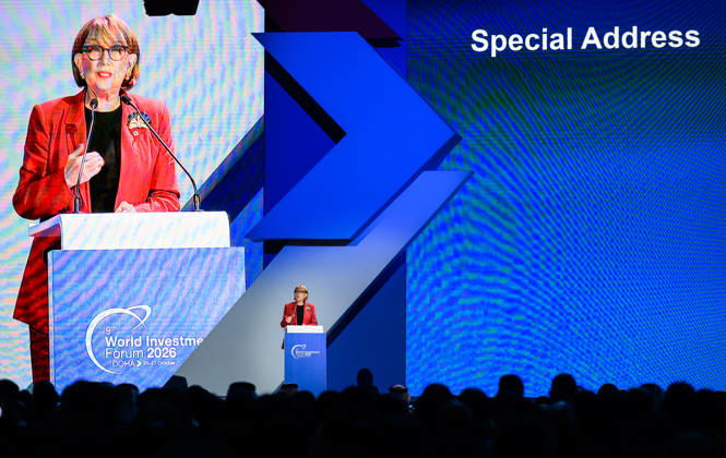October 25, 2026, Doha, Qatar: Rebeca Grynspan, Secretary-General, UN Trade and Development, (UNCTAD), speaks during the opening ceremony of the 9th World Investment Forum (WIF 2026). The three-day summit, organized by United Nations Conference on Trade and Development Doha Qatar - ZUMAs197 20261025_aaa_s197_092 Copyright: xNoushadxVariyattiyakkalx