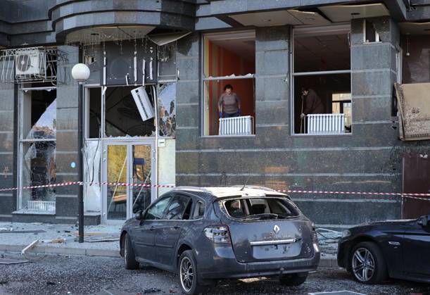Russia Ukraine Drone Attack 9273030 25.10.2026 A view shows a residential building damaged in a massive drone attack amid Russia s military operation in Ukraine, in Belgorod, Russia. Two persons were killed and 14 others were injured in a reported strike by the Ukrainian Armed Forces on October 25. Taisia Liskovets Sputnik Belgorod Russia  Copyright: xTaisiaxLiskovetsx