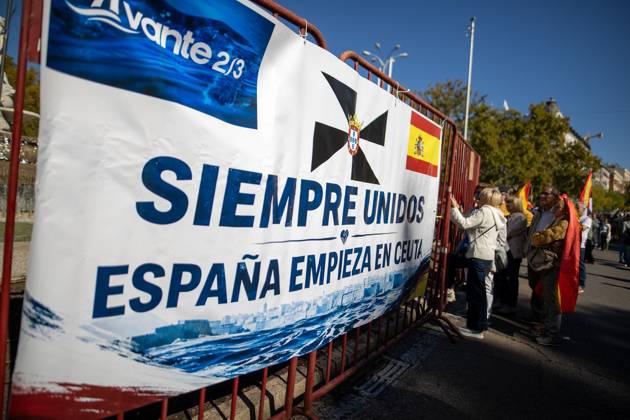 Restoration of social normalcy in Ceuta. MADRID, SPAIN OCTOBER 25, 2026: Thousands of people in Madrid have rallied in support of the demands made by women from Ceuta known locally as caballas who are calling for a return to normalcy in the autonomous city. Madrid MADRID Spain Copyright: x xC.xCarvajalx xJNAxPressx