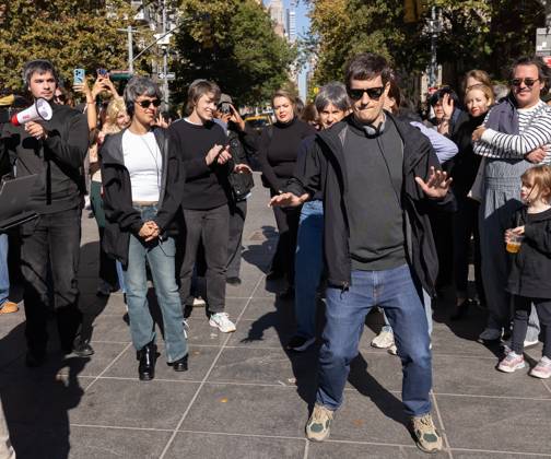 NYC Look-Alike Contest for Elizabeth Holmes and Nathan Fielder NYC Look-Alike Contest for Elizabeth Holmes and Nathan Fielder, Washington Square Park, NY. 25 Oct 2026 Pictured: Elizabeth Holmes and Nathan Fielder Look-Alike Contest.  Copyright: xThexMegaxAgencyxMayer xMEGAx