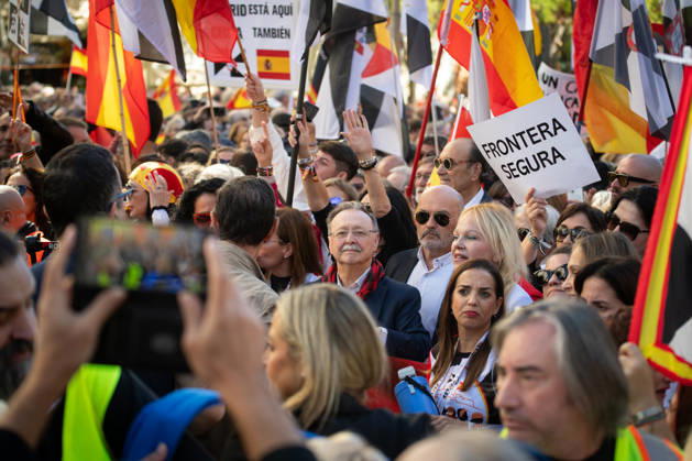 Mujeres Caballas organizes a rally in Madrid in support of Ceuta and demands a solution to the crisis within 30 days. The president of Ceuta, Juan Jesús Vivas, during a rally in support of the people of Ceuta on October 25, 2026, in Madrid, Spain. Women from Ceuta have organized this demonstration to demand solutions so that the autonomous city can return to the normalcy it enjoyed prior to July 30, when there was a massive influx of 80,000 people from Morocco. During the march, they demanded increased border security, the return of migrants, and reform of the Immigration Law. OCTOBER 25, 2026 Fernando Sá Spain Copyright: xFernandoxSanchezx 7869409