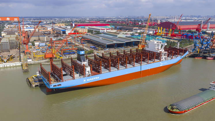 Shipbuilding TAIZHOU, CHINA - OCTOBER 25, 2026 - Multiple large vessels are under construction at Jiangsu New Yangtze Shipbuilding Co., Ltd. in Taizhou, Jiangsu Province, China on October 25, 2026. Taizhou Jiangsu China  Copyright: xCFOTOx i1793011796893
