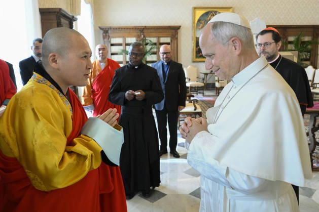 ITALY - POPE - VATICAN-2026 10 26 Italy, Rome, Vatican, 2026 10 26: Pope Leo XIV receives in a private audience Em.mo Cardinal Giorgio Marengo, I.M.C., Apostolic Prefect of Ulaanbaatar at the Vatican Photo by VATICAN MEDIA Catholic Press Photo EDITORIAL USE ONLY - NO BOOKS Copyright: xVATICANxMEDIAxx xCatholicxPressxPhotox