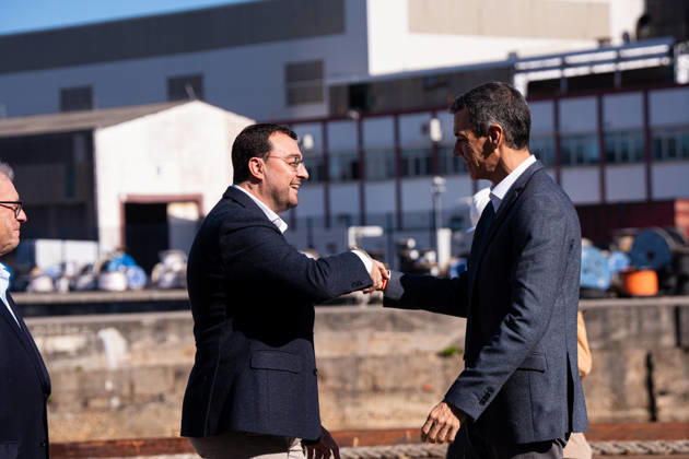 Sánchez Visits the Armón Shipyards and the Baleària Ferry G034 in Gijón Prime Minister Pedro Sánchez, and the President of the Principality of Asturias, Adrián Barbón, during a visit to the Armón Shipyard on October 26, 2026, in Gijón, Asturias, Spain. Sánchez visited the shipyard to see Baleària’s G034 ferry firsthand, the shipping company’s first 87-meter-long aluminum high-speed catamaran ferry with 100% electric propulsion, equipped with a high-capacity battery system, October 26, 2026, Spain Copyright: xJuanxVegax 7870815