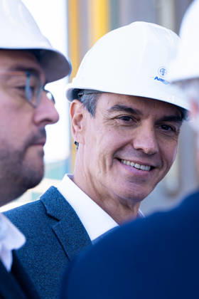 Sánchez Visits the Armón Shipyard and Baleària’s G034 Ferry in Gijón Prime Minister Pedro Sánchez during a visit to the Armón Shipyard on October 26, 2026, in Gijón, Asturias, Spain. Sánchez visited the shipyard to see Baleària’s G034 ferry firsthand, the shipping company’s first 87-meter-long aluminum high-speed catamaran ferry with 100% electric propulsion, equipped with a high-capacity battery system, October 26, 2026, Spain  Copyright: xJuanxVegax 7870808