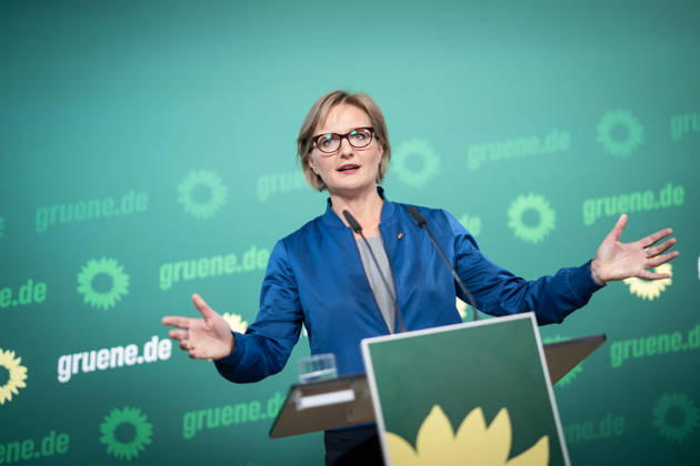 Party Chairwoman Franziska Brantner at the regular press conference on current issues at party headquarters Press conference with Federal Chairwoman Franziska Brantner, Alliance 90 The Greens, Berlin, Berlin, Germany, party headquarters