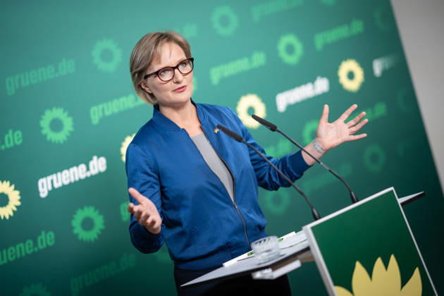 Party Chairwoman Franziska Brantner at the regular press conference on current issues at party headquarters Press conference with Federal Chairwoman Franziska Brantner, Alliance 90 The Greens, Berlin, Berlin, Germany, party headquarters