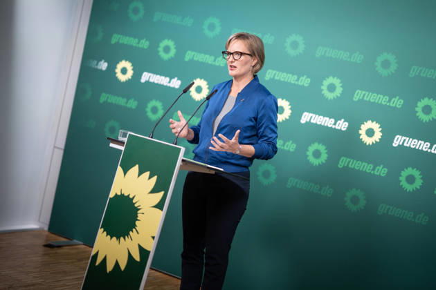 Party Chairwoman Franziska Brantner at the regular press conference on current issues at party headquarters Press conference with Federal Chairwoman Franziska Brantner, Alliance 90 The Greens, Berlin, Berlin, Germany, party headquarters