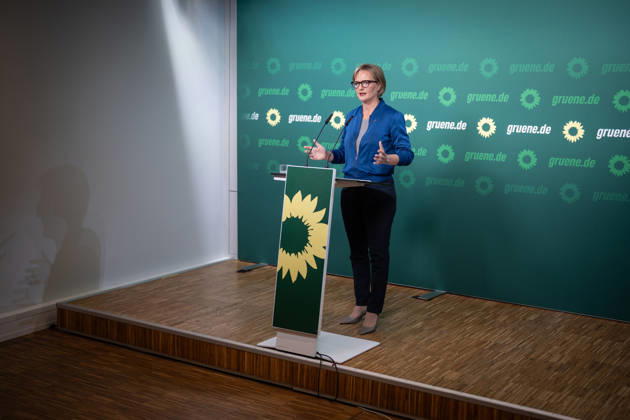 Party Chairwoman Franziska Brantner at the regular press conference on current issues at party headquarters Press conference with Federal Chairwoman Franziska Brantner, Alliance 90 The Greens, Berlin, Berlin, Germany, party headquarters
