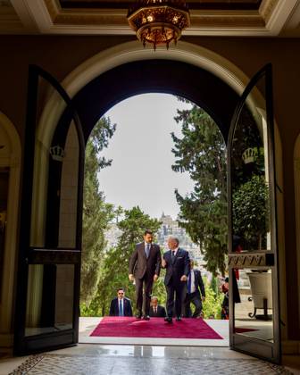 Jordan s King Abdullah II Meets Iraqi Prime Minister in Amman Jordan s King Abdullah II meets Iraqi Prime Minister Ali Faleh Al-Zaidi at Basman Palace in Amman, Jordan, on October 26, 2026. The two leaders discuss ways to strengthen bilateral cooperation in energy, electricity interconnection, transportation and security, according to the Jordanian Royal Court. Photo by Royal Hashemite Court apaimages Amman Amman Jordan 261026_Jordan_JPO_01(7) Copyright: xapaimagesxRoyalxHashemitexCourtxx xapaimagesx