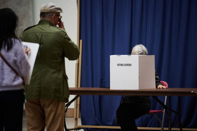 October 26, 2026, Toronto, On, Canada: People wait at a polling station to vote in Toronto s municipal election, on Monday, Oct. 26, 2026. Toronto Canada  - ZUMAc35_ 20261026_zaf_c35_063 Copyright: xSammyxKoganx