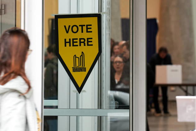 Toronto Municipal Election TORONTO, CANADA - OCTOBER 26 : People arrive at a polling station to cast their ballots for the Toronto municipal election in Toronto, Ontario on October 26, 2026. Mert Alper Dervis Anadolu Ontario Canada. Editorial use only. Please get in touch for any other usage.  Copyright: x2026xAnadoluxMertxAlperxDervisx
