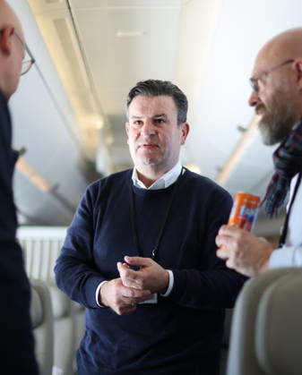 Federal President and Konrad Adenauer, October 26, 2026, Germany, Berlin, Presidential Air Service, Departure of Federal President Frank Walter Steinmeier and Elke Buedenbender for China aboard the Konrad Adenauer Airbus A350-900, pictured here with SPD Member of the Bundestag Hubertus Heil, speaking with journalists, on the plane, gesturing, portrait, Berlin, Berlin, Germany