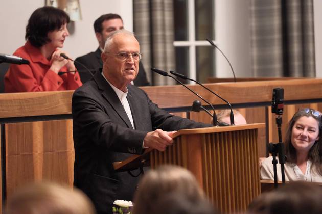 26 20 2026 xkhx Kassel The City of Kassel awards former Federal Minister of Finance Hans Eichel the honorary title of Honorary Citizen of the City of Kassel KH