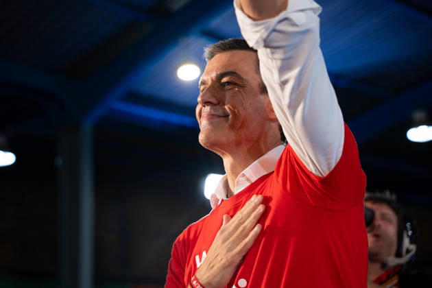 Sánchez Speaks at a Pre-Campaign Event in Gijón The secretary-general of the PSOE and Prime Minister, Pedro Sánchez, speaks at a pre-campaign event for the party on October 26, 2026, in Gijón, Asturias, Spain. Prime Minister Pedro Sánchez visits Gijón, combining an institutional agenda with a key pre-campaign event ahead of the upcoming general election on November 29. OCTOBER 26, 2026 Gijón, Asturias Gijón, Asturias, Spain Copyright: xJuanxVegax 7871795