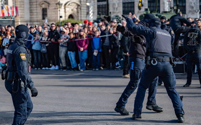 October 26, 2026 Official celebrations for the 2026 Austrian National Day Oath-taking ceremony during the official celebrations for the 2026 National Day at Heldenplatz in Vienna, Austria The Prison Guard Special Operations Unit (JEG) during a demonstration in Vienna at Heldenplatz, Vienna, Austria