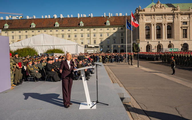 October 26, 2026 Official celebrations for Austria’s National Day 2026 Oath-taking ceremony during the official celebrations for National Day 2026 at Heldenplatz in Vienna, Austria. The photo shows ÖVP Federal Minister of Defense Klaudia Tanner in Vienna at Heldenplatz, Vienna, Austria