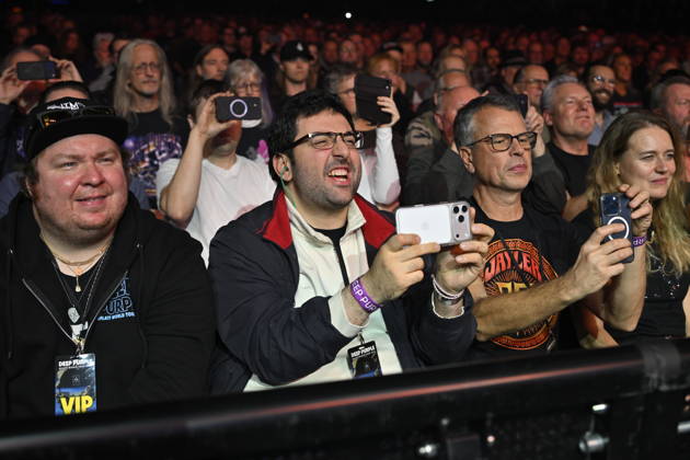 STOCKHOLM, SWEDEN 20261026 Audience and fans as the British hard rock band Deep Purple performs at Avicii Arena STOCKHOLM SWEDEN x10040x  Copyright: xAndersxWiklund TTx SWEDEN DEEP PURPLE W6CPVasgpiw