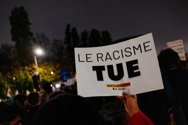 Several thousand people gathered at Stalingrad in Paris to condemn the murder of Pengo Bossio Wangi, aged 26, in Trappes, and, more broadly, the climate of racism prevailing in France, with the alleged perpetrators including certain television channels (such as CNews) and media outlets within the BollorÃ group. The crowd listened to numerous speakers from the traditional left. - 26 10 2026 - France Ile-de-France (region) Paris -  JanxSchmidt-Whitley LexPictorium LePictorium_0344977