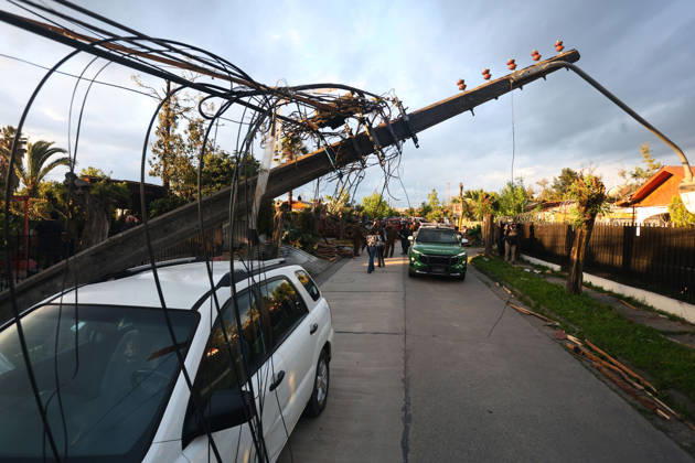 Rancagua, October 26, 2026 Tornado Destroys Homes in Requinoa Jorge Loyola Aton Chile, RANCAGUA Chile Aton 1202920  Copyright: JORGExLOYOLA ATONxCHILE