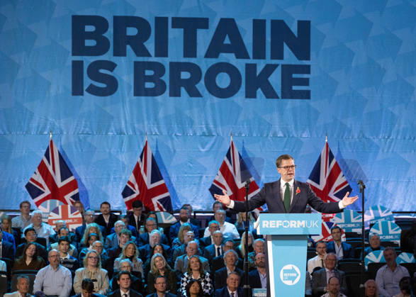 October 26, 2026, London, United Kingdom: Robert Jenrick attends the Reform UK s Economic Rescue Plan Press Conference in London. London United Kingdom  - ZUMAs197 20261026_aaa_s197_282 Copyright: xJamesxWarrenx