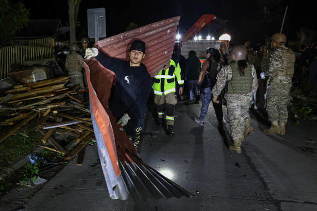 Tornado damages dozens of homes in central Chile REQUINOA, CHILE - OCTOBER 26: Soldiers and residents help with cleanup efforts in the affected area as buildings and infrastructure sustain damage after a tornado strikes the commune of Requinoa in Chile s O Higgins region on October 26, 2026. The weather event is preliminarily classified as an EF2 tornado, associated with wind speeds of 179 to 218 kilometers per hour. Approximately 70 properties are affected, one person sustains minor injuries, and around 3,000 customers are left without electricity. Lucas Aguayo Araos Anadolu Requinoa Chile. Editorial use only. Please get in touch for any other usage.  Copyright: x2026xAnadoluxLucasxAguayoxAraosx
