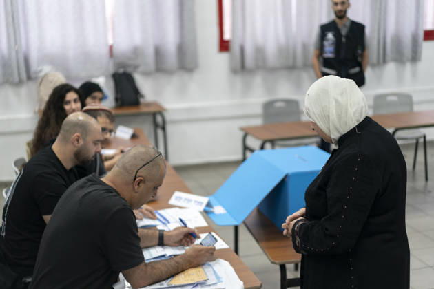 Israelis head to the polls in parliamentary elections UMM AL-FAHM, ISRAEL - OCTOBER 27: Voters cast their ballots at Al-Aqwas School as voting began Tuesday in Israel s parliamentary elections, with more than 7.3 million people eligible to cast ballots to elect the 120-member Knesset in the northern city of Umm al-Fahm, Israel on October 27, 2026. Polling stations opened at 7 am local time (0500GMT) and are scheduled to close at 10 pm (2000GMT), according to Israel’s Central Elections Committee. A total of 12,018 polling stations and approximately 18,000 ballot boxes have been prepared nationwide, with around 100,000 election workers deployed. Mostafa Alkharouf Anadolu Umm al-Fahm Israel. Editorial use only. Please get in touch for any ot  Copyright: x2026xAnadoluxMostafaxAlkharoufx