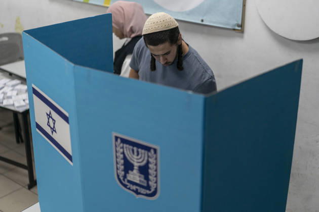 Israelis head to the polls in parliamentary elections UMMUMM AL-FAHM, ISRAEL - OCTOBER 27: People set up ballot boxes and voting booths at Al-Aqwas School ahead of Israel s parliamentary elections in the northern city of Umm al-Fahm, Israel, on October 27, 2026. Voting began Tuesday in Israel’s parliamentary elections, with more than 7.3 million people eligible to cast ballots to elect the 120-member Knesset. Mostafa Alkharouf Anadolu Ummumm al-Fahm Israel. Editorial use only. Please get in touch for any other usage.  Copyright: x2026xAnadoluxMostafaxAlkharoufx